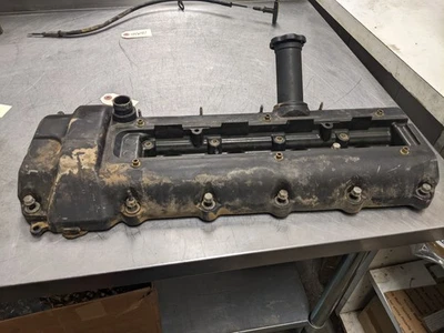 Left Valve Cover For 99-01 Jaguar XJ8  4.0 XW436P051AG - Image 1 of 4