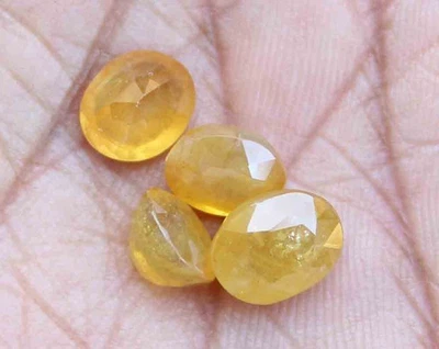 Piedra preciosa de 12,30 quilates 4 piezas zafiro natural amarillo ovalada corte facetado 7,5*9,5 mm Foto 1 de 4