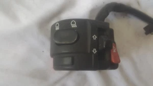 1997 TRIUMPH DAYTONA T595 LEFT CONTROL SWITCHES - Imagen 1 de 8