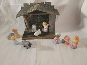 Vintage Nativity Manger Stable Holy Family Mary Joseph Jesus Wise Men Angel... - Picture 1 of 9