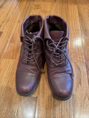 Botas superiores de cuero Steve Madden para mujer talla 8 M Foto 1 de 4