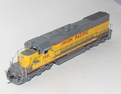 Athearn RTR SD40T-2 Union Pacific UP 2881 DCC Ready HO Scale - Image 1 of 4