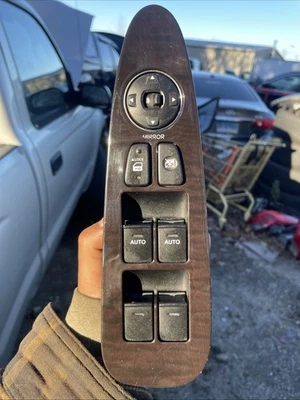 Interruptor de ventana eléctrica principal izquierda conductor Hyundai Genesis 2009-2014 93570-3M502AJ Foto 1 de 4