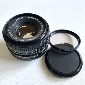 Canon FD 50mm 1:1.8 5142450 Lens Japan w/ Skylight 52mm Lens Filter and Cap - Picture 1 of 9