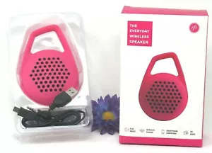 Altoparlante wireless The Everyday di FabFitFun, rosa, nuovo, con scatola. Sigillato - Foto 1 di 5
