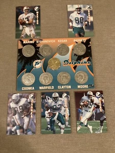 MIAMI DOLPHINS 1996 COIN SET WITH 5 FOOTBALL CARDS - Picture 1 of 4