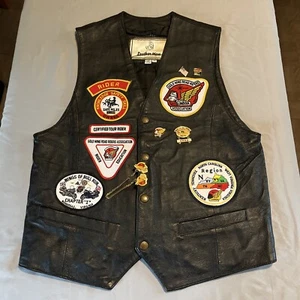 LEATHER MAN SIZE M GOLD WING RIDERS MANASSAS VA MENS LEATHER VEST w/PATCHES/PINS - Picture 1 of 20
