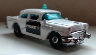 MATCHBOX 1956 BUICK CENTURY POLICE CAR MB858 1:72 2012 - Image 1 of 4