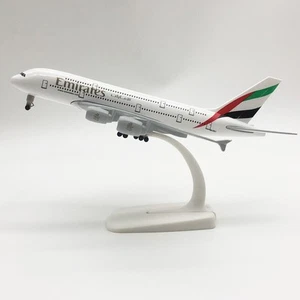 Modello Aereo Lega Die-Cast 1:350 Airbus A380 Emirates Airlines 20cm Collezione - Foto 1 di 5