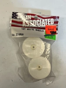 Team Associated 18T White Wheels # 21058 3 sets 6 total - Picture 1 of 3