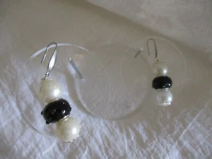 Ohrringe Durchzieher Silber Creme Schwarz Handarbeit  Kunstperlen 3,5 cm - Bild 1 von 3