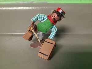 Vintage Peter Figuren Made In Australia Hedgehog With Suitcases Figure - Picture 1 of 6