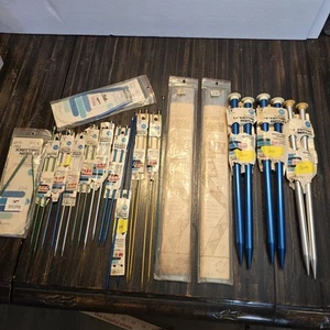 Lot Of Knitting Needles Mixed Sizes - Picture 1 of 4