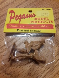 Pegasus Products 143rd Scale Peaceful Indians Number 7002 O Scale - Bild 1 von 3