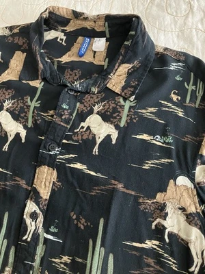 Camisa de manga larga para hombre H&M Divided Western Desert XL estampado de caballo de cactus Foto 1 de 4