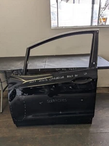 2017 2018 2019-2022 2023 CHEVROLET BOLT EV FRONT DRIVER LEFT SIDE DOOR PANEL OEM - Picture 1 of 12
