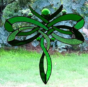 CELTIC KNOT DRAGONFLY Shades of Green AUTHENTIC AUSSIE Stained Glass SUNCATCHER - Picture 1 of 24