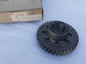 Gear Counter Drive for Isuzu Bus LT FSS FTS MT111 1333312100 OEM - Picture 1 of 6
