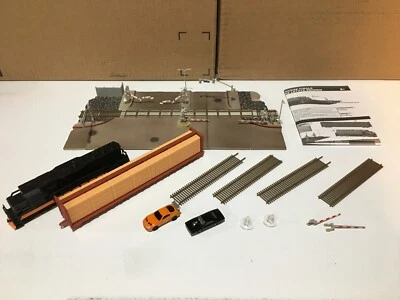 Jada Toys Fast & Furious NANO SCENE Final Race Railroad Set Charger/Supra  2024 - Image 1 of 4