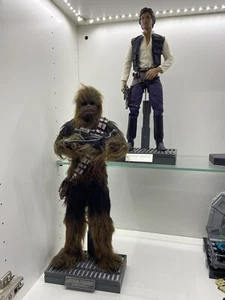 Hot Toys MMS263 Han Solo and Chewbacca Double Pack, A New Hope 1/6 Scale, UK - Picture 1 of 11