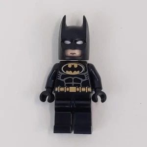 Lego Batman Minifigur Schwarz Anzug Gold Gürtel aus Set 7781 Batmobile Two-Face - Bild 1 von 3