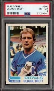 1982 Topps Baseball #200 George Brett PSA 8 *d4 DD