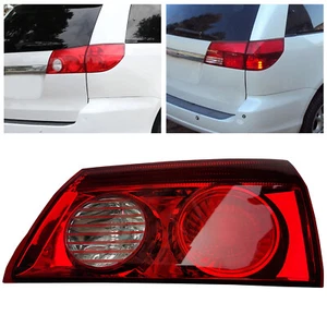 Luz trasera interior del lado derecho del pasajero para Toyota Sienna 2006-2010 - Imagen 1 de 8