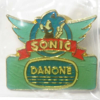 *NEW IN BAG* VINTAGE 1991 SONIC THE HEDGEHOG SEGA DANONE BADGE PIN LOGO EMBLEM - Image 1 of 4