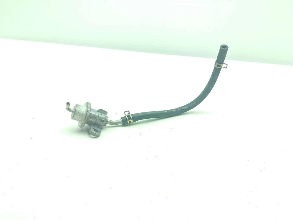 Válvula de purga de aire Honda CBR600F4i CBR 600 02 Foto 1 de 4