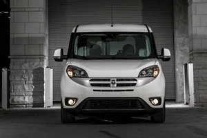 Kit de luces antiniebla LED blancas Halo para 2015-2021 Ram ProMaster City - Imagen 1 de 10