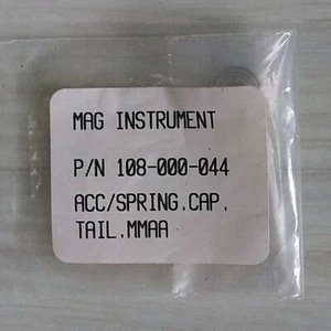 Parte de linterna Maglite tapa trasera de batería resorte para Mini Mag 2 AA Nuevo 108-044 - Imagen 1 de 2
