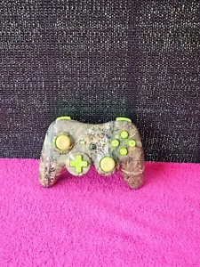 Playstation 3 PS3 PowerA Wireless Green Camouflage Controller - NO USB DONGLE - Picture 1 of 6