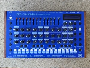 MFB Tanzbär 2 - Analog/Digital Hybrid Drum Machine - Bild 1 von 4