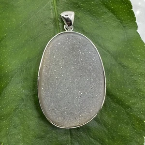 New! Crystal Gray DRUZY Agate Quartz in Sterling Silver 925 Pendant - Picture 1 of 7