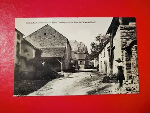 CPA 21 MALAIN - Rue Dufour et La Roche Vaux Hall - Imagen 1 de 2