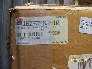 ABB CONTROL DISCONNECT SWITCH PN: NF162-3PBJA10 - Picture 1 of 4