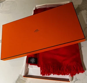 Hermes Shawl with Hermes Logo Red 85% Cashmere 15% Silk New with orignal box - Picture 1 of 5