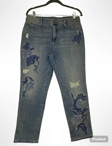 Chico So Slimming Girlfriend Crop Mid Rise Jeans Floral Embroidered Stretch Sz 6 - Picture 1 of 9