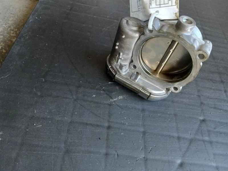 Throttle Body Throttle Valve Assembly 3.6L 11-20 Chrysler 300 5184349AF - Изображение 1 из 4