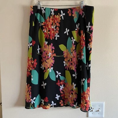 Falda informal de esquina anexo para mujer forrada línea A con estampado floral, talla X Foto 1 de 4