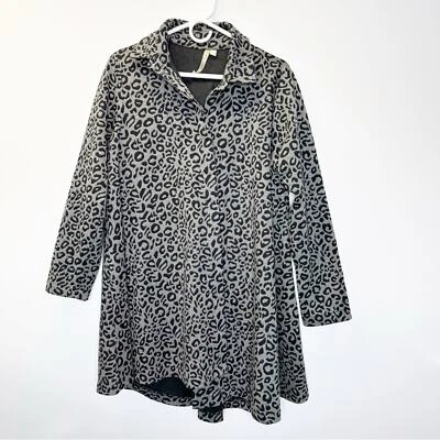Comfy USA gray black leopard print jacket swing coat size medium - Image 1 of 4