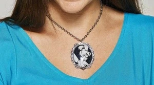 Disney Tinkerbell Glitter Necklace - NWT - Picture 1 of 1