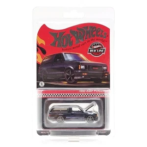 Hot Wheels Collectors RLC Exclusive 1:64 1992 GMC Typhoon - Black - Picture 1 of 2