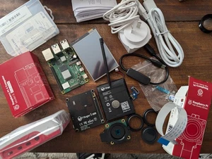 Raspberry Pi 4B Model B 8GB RAM 16GB SD, HIQ Camera, Case, 3.5in LCD, Battery - Picture 1 of 17