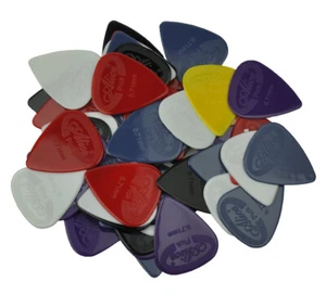 Alice 100pcs 0.58-1.5mm Glossy Anti-Skid Nylon Guitar Picks Plectrums Bass Picks - Picture 1 of 19