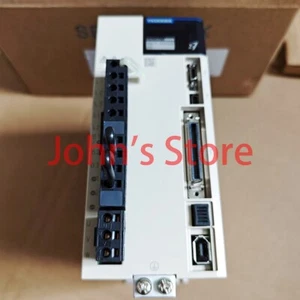 Brandneu SGD7S-5R5A10B202 Original Servotreiber schnelle Lieferung ein Jahr Garantie - Bild 1 von 5