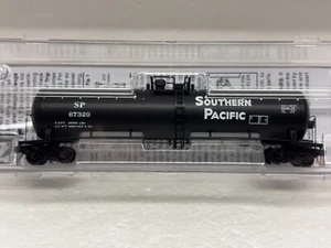 N Scale Micro Trains MTL 110 00 221 Southern Pacific SP 67320 Tank Car - Picture 1 of 4
