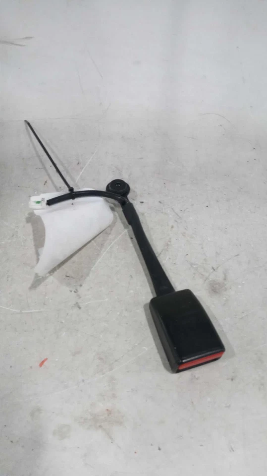 Used Front Left Seat Belt Front fits: 2018 Nissan Murano bucket driver buckle Fr Foto 1 de 4
