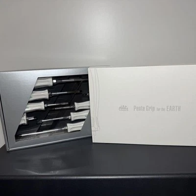 mactools 2022 limited edition screwdriver set, new - Image 1 of 4