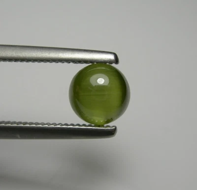 GIA rare 1.41ct CATS Eye DEMANTOID Garnet gem cab Russia Cabochon Horsetail cats - Image 1 of 4